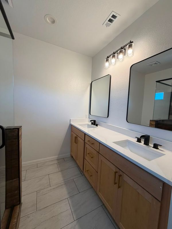 Photo - 6800 Oak Crest Dr W