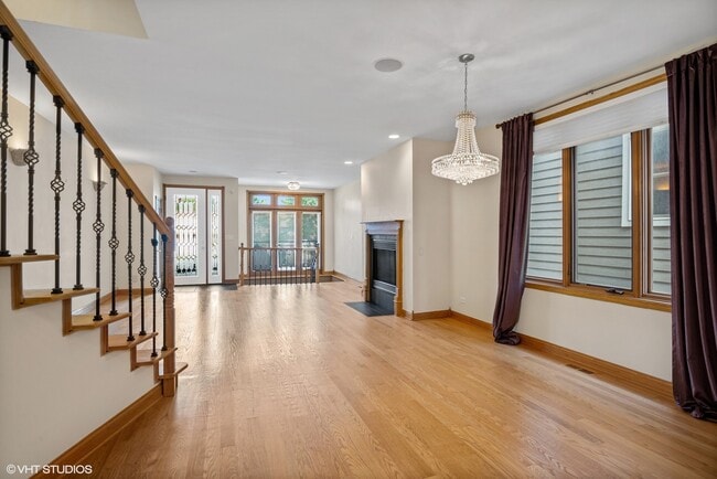 Photo - 1631 W Wolfram St