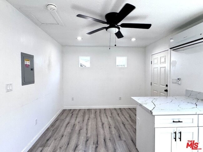 Photo - 841 W 64th St Unit 8415