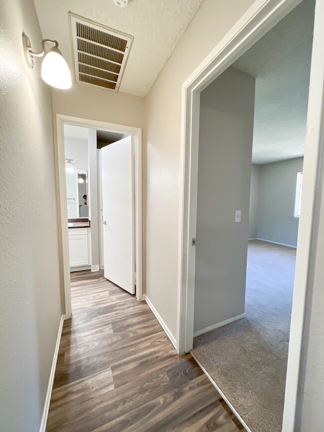 Photo - 3625 Banbury Dr