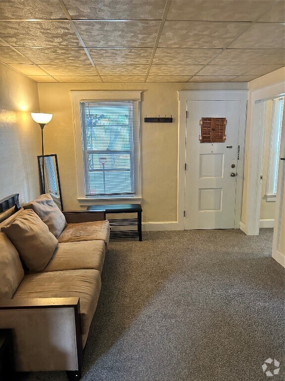 Building Photo - 53 Rotary Ave Unit 1 Rental