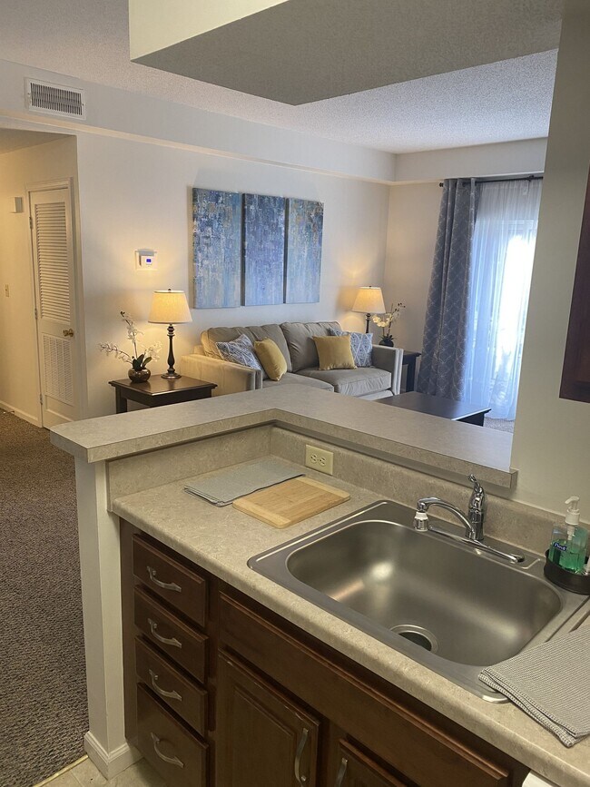 Huntington Woods Apartments For Rent in Bristol, CT