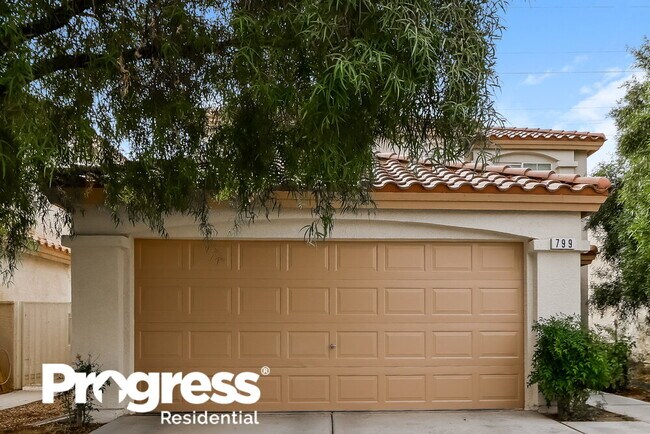 Photo - 799 Plantain Lily Ave