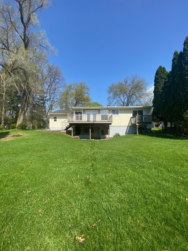 Photo - 3634 Roosevelt Cir