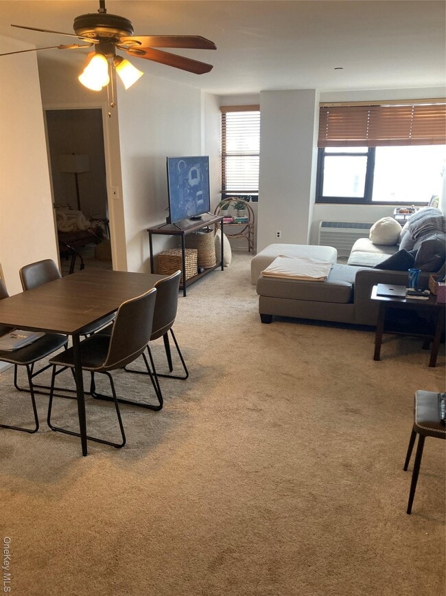 Photo - 185 W Park Ave Unit 412
