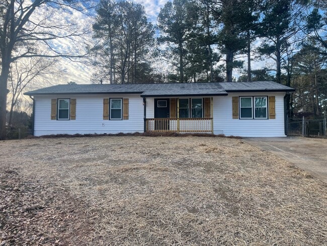 Building Photo - Cindy Dr (335)