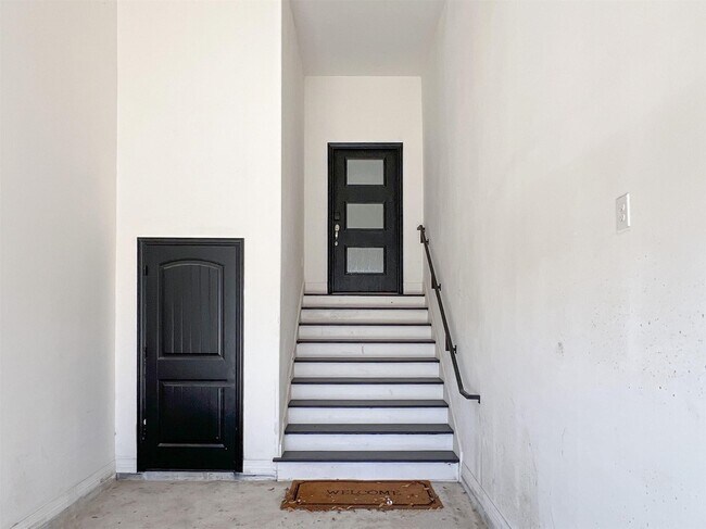 Photo - 3407 Sakowitz St