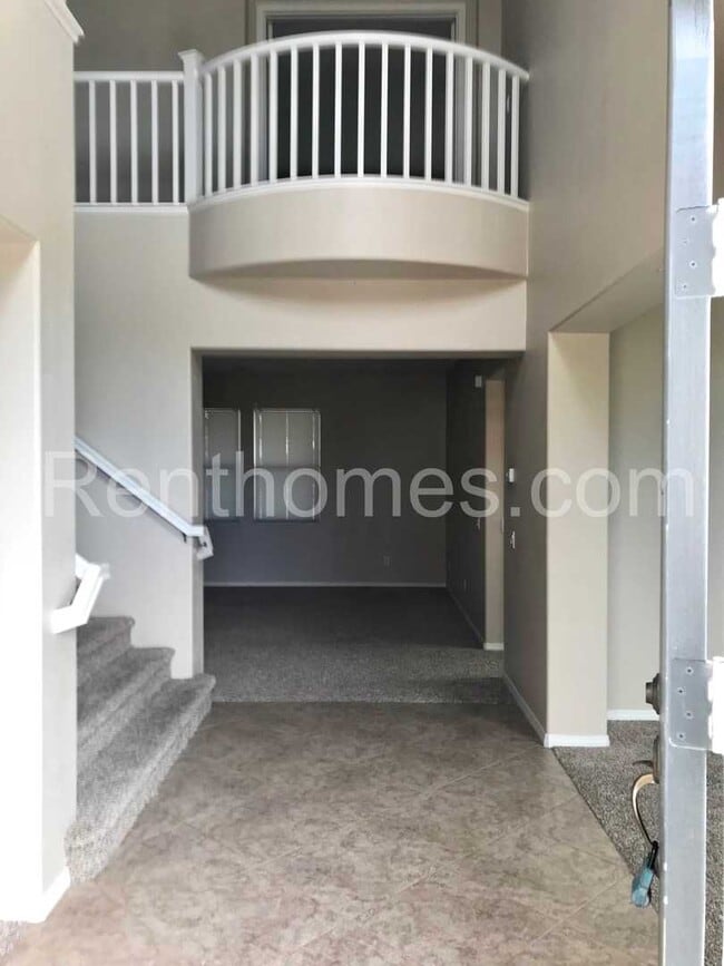 Photo - 5539 Alexandrine Ct