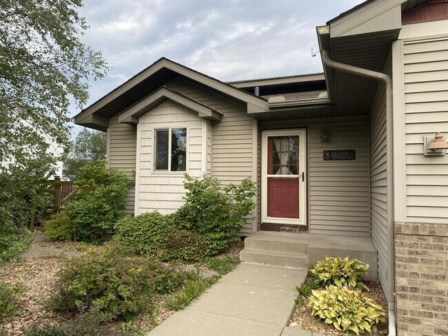 Photo - 10071 Somerset Ln