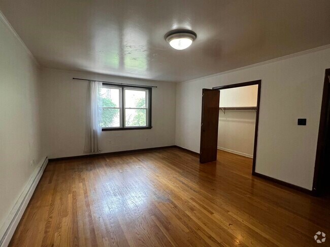Building Photo - 1314 Bloomfield St Unit 2 Rental