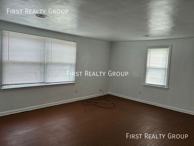 Photo - 3858 Haney Rd Unidad #B