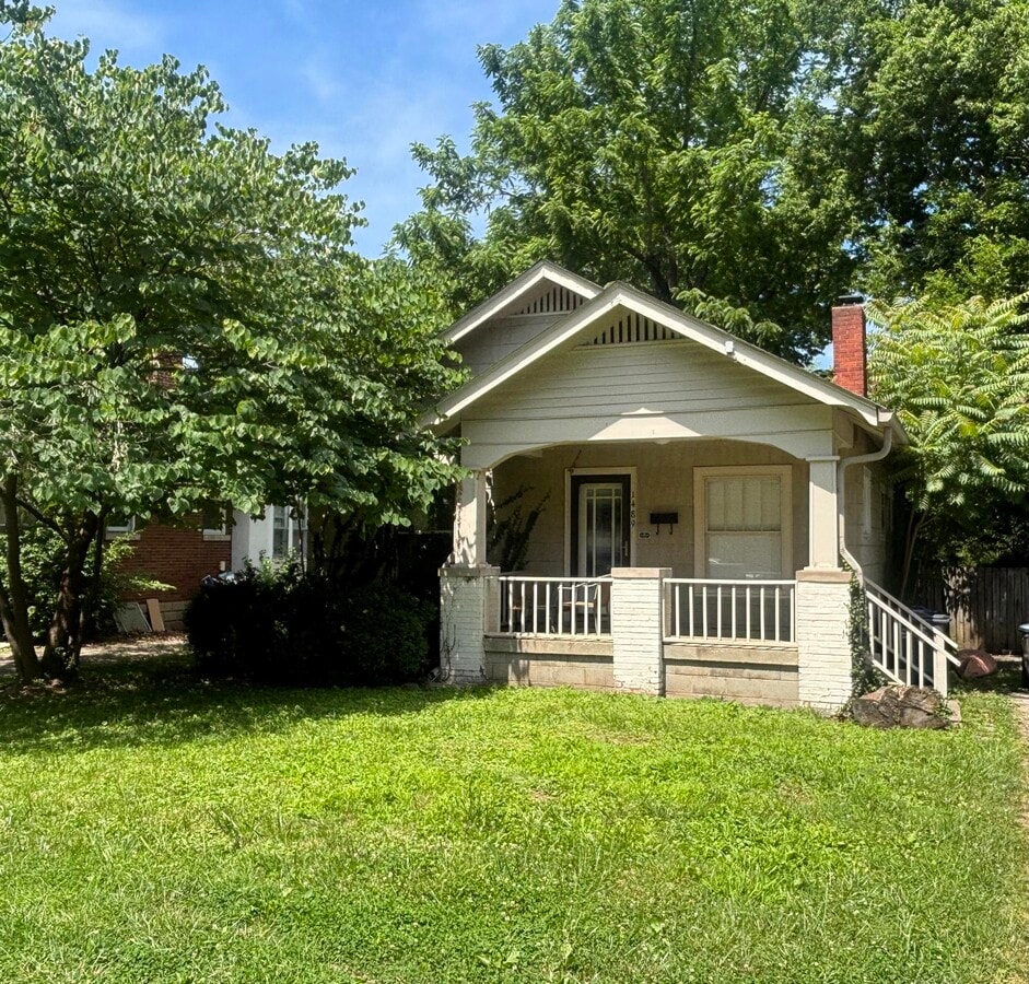 Photo - 1489 Elizabeth St