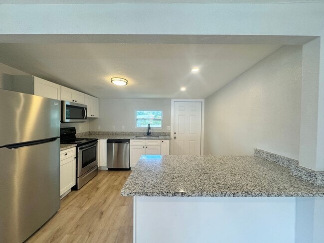 Photo - 248 Avenue L NE