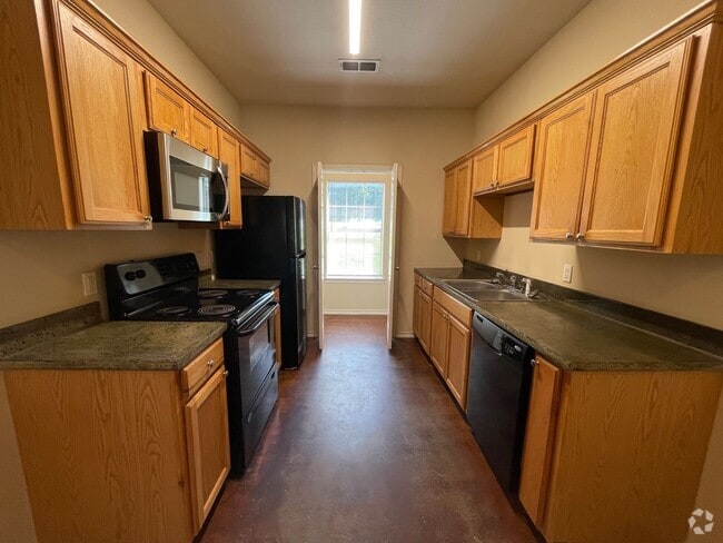 Building Photo - 285-287 Harmony Rd Unit 285 Rental