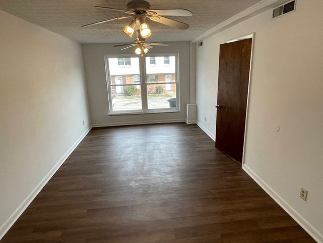 Photo - 6 Hapgood Hill