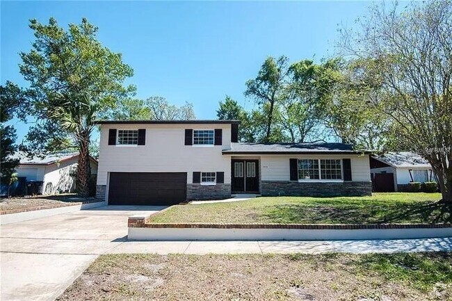 Building Photo - 5516 Sedgefield St Rental