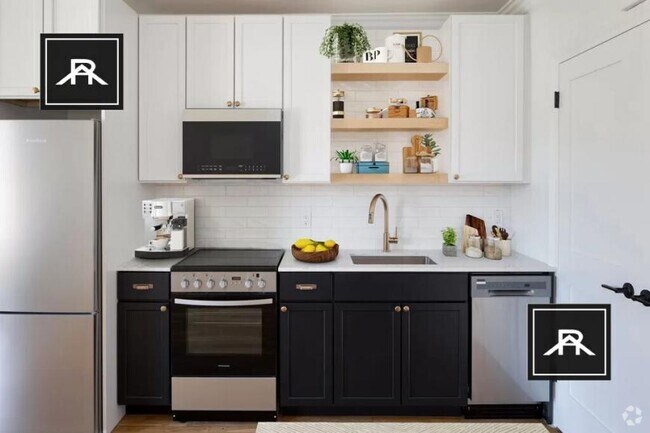Building Photo - 2 bedroom in Brookline MA 02446 Unit 208 Rental