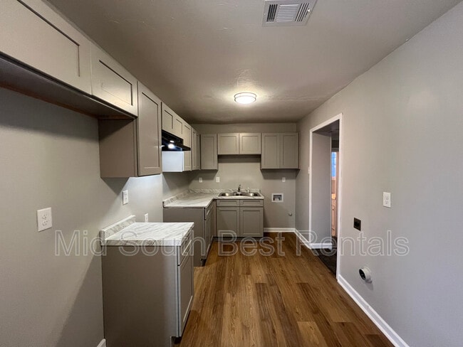 Photo - 3605 New Horn Lake Rd