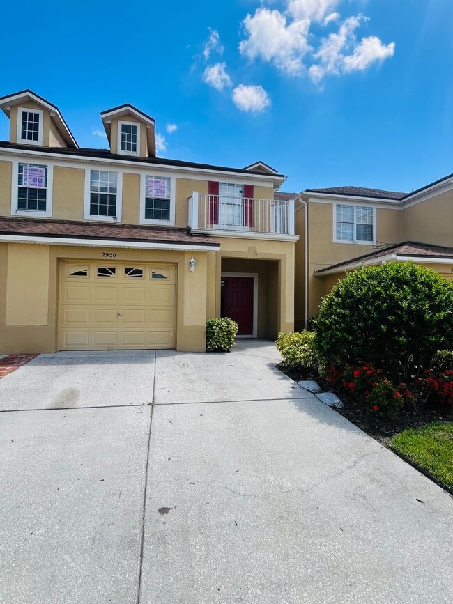 3 Bedroom, 2.5 Bathroom 2-Story Townhouse ... - 3 Bedroom, 2.5 Bathroom 2-Story Townhouse ...