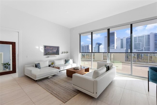 Photo - 301 Quay Commons Quay Unidad 509