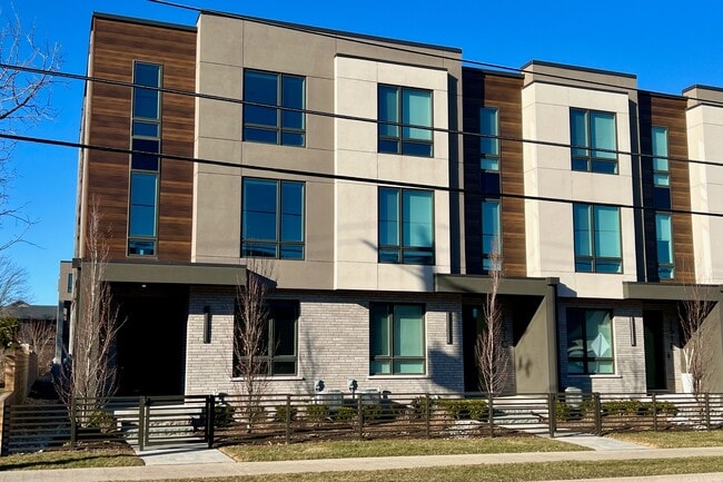 Photo - 151A Port Robinson Rd