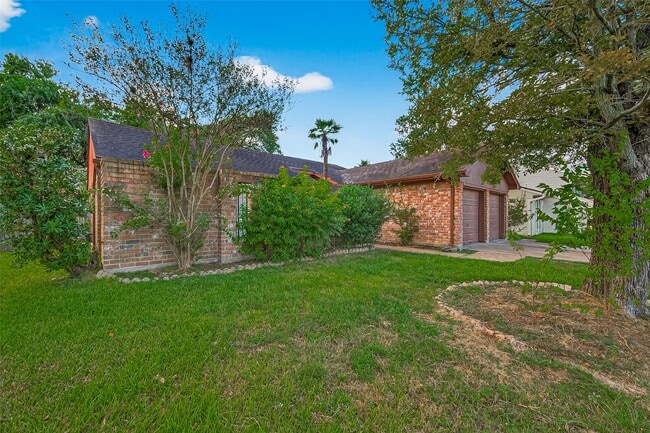 Photo - 3906 Glen Cove Cir