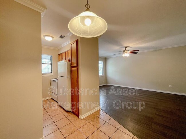 Photo - 1430 NW 25th St