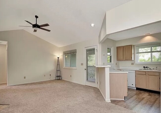 Photo - 1502 Spinnaker Way Unit Upper Level
