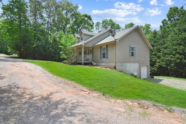 Photo - 78 Bluebird Ln