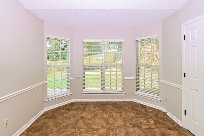 Photo - 1700 Brentwood Trce