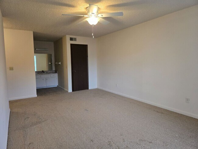 Photo - Spacious 1 Bedroom, 1.5 Bath Townhouse – M... Unit 243D