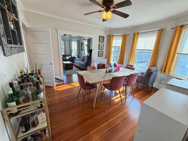 Photo - 593 Heath St Unit 3