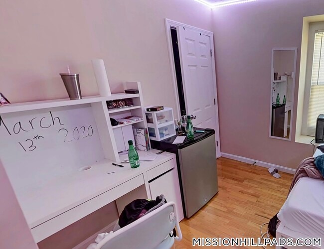 Photo - 712 Shawmut Ave Unidad 1L