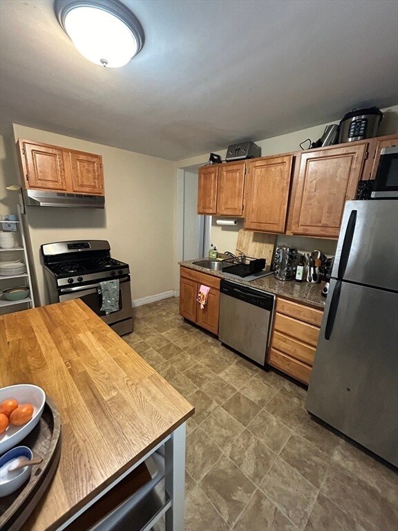 Photo - 861 E 1st St Unit 1