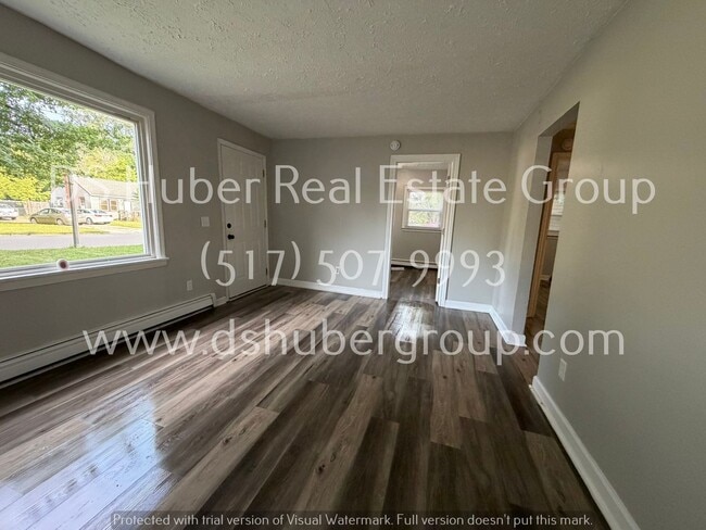 Photo - 4927 Starr Ave