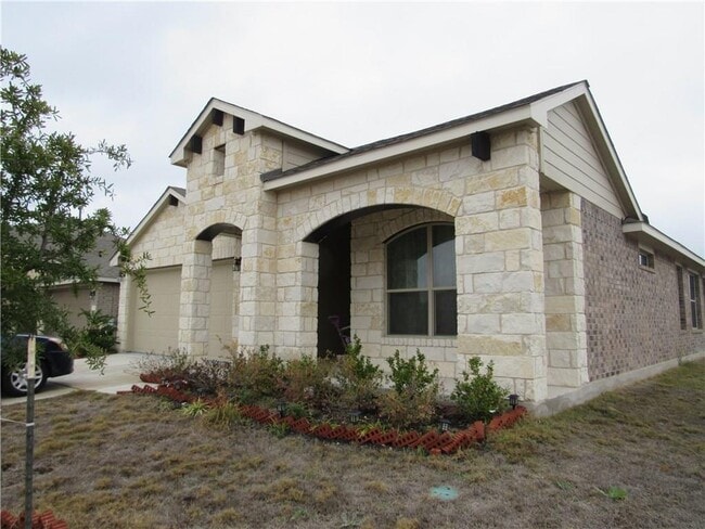 Photo - 1925 Alvarado Dr