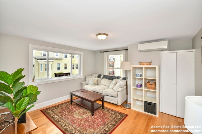 Photo - 182 Princeton St