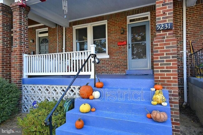 Photo - 5231 Kansas Ave NW