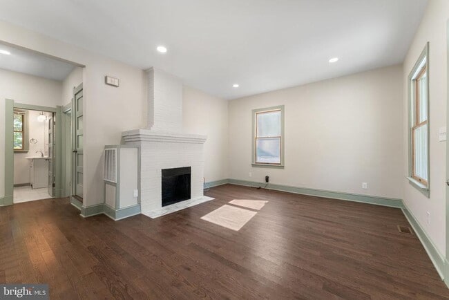 Photo - 6107 44th Ave