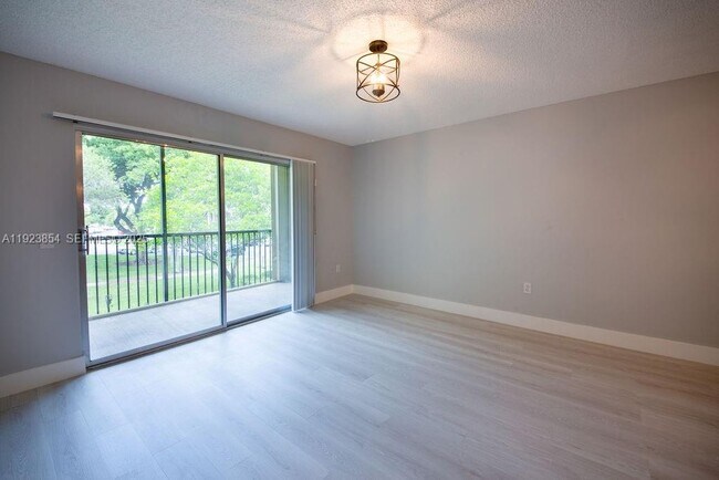 Photo - 1200 SW 137th Ave Unit 213E