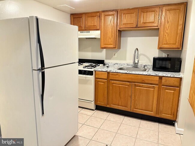 Photo - 3626 12th St NE