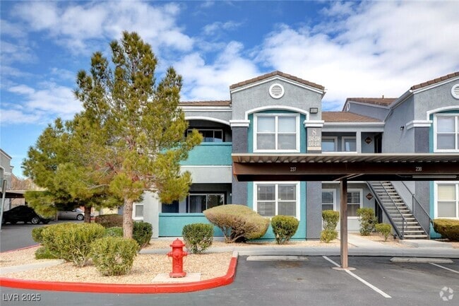 Building Photo - 6955 N Durango Dr Rental