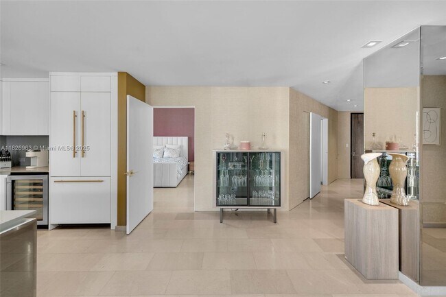 Photo - 88 SW 7th St Unit 1212