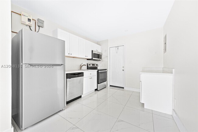 612 NW 10th Terrace Unit B