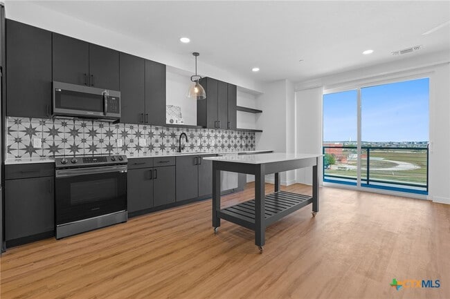Building Photo - 2165 Gabriels Pl Unit 1302 Rental