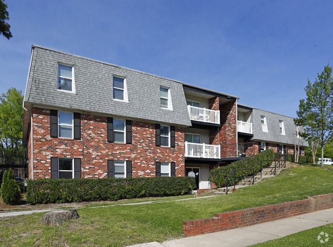 The Pointe at Midtown