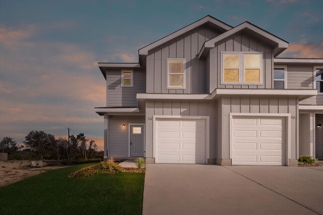 Photo - Fabulous 3/2.5 Townhome