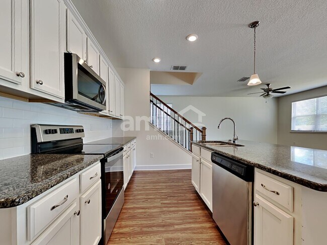 Photo - 3067 Creek Village Ln