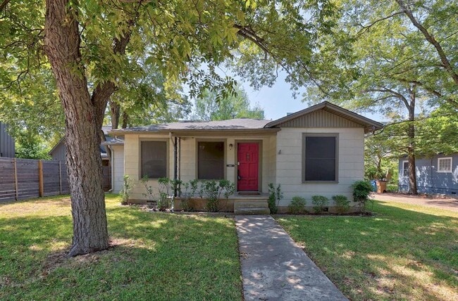 Building Photo - 1205 Palo Duro Rd Rental