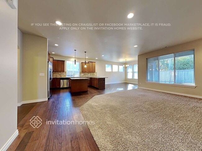 Photo - 706 182nd St E